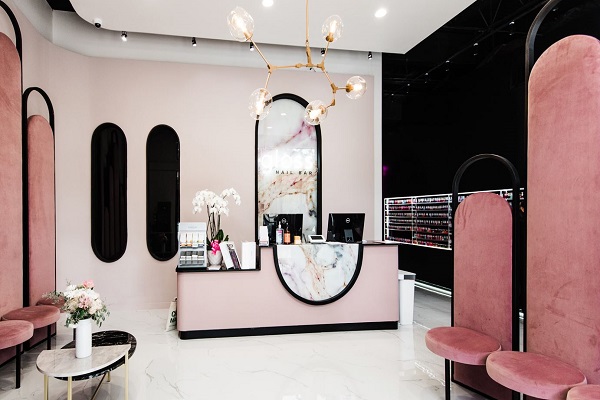 سالن ناخن بیوتی‌تیک در شرق تهران