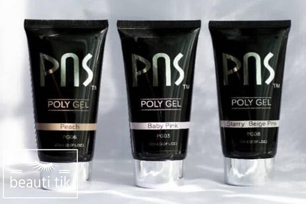 کاشت ناخن دخترانه ژلی (ژل‌بیس)