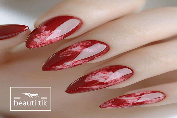 کاشت ناخن قرمز خفن؛ قدرت و استایل توی یک نگاه!