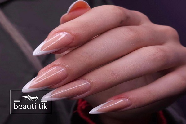 برای کاشت ناخن با پودر کجا برم؟