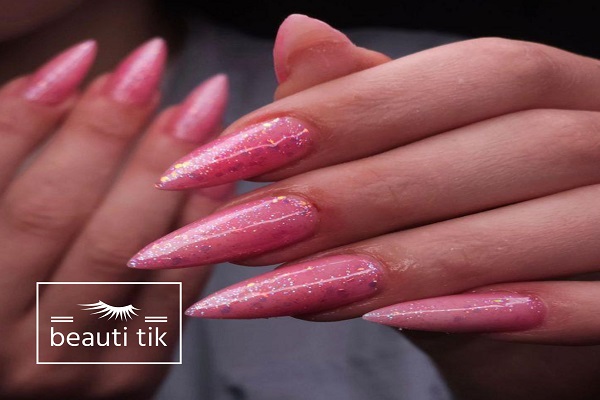 قیمت ترمیم کاشت ناخن در تهران 