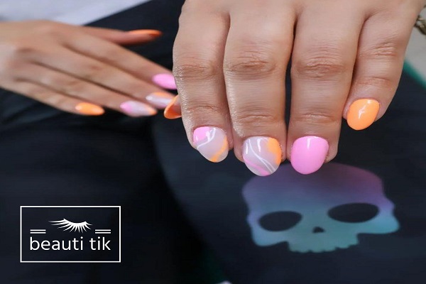 چرا باید کاشت ناخن با پودر رو امتحان کنیم؟