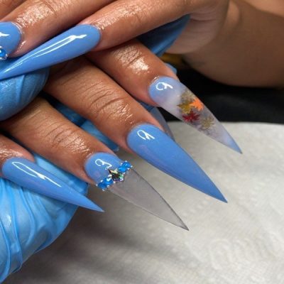 کاشت ناخن بلند در بیوتی تیک