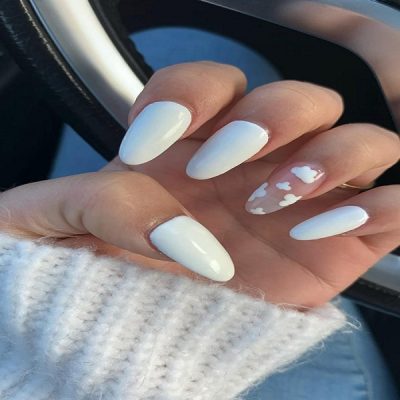 کاشت ناخن ساده سفید