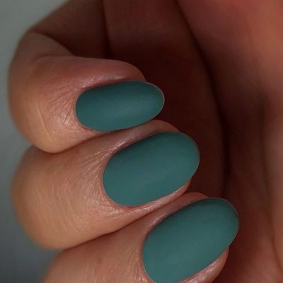 کاشت ناخن مات دخترانه