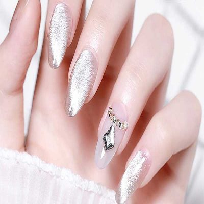 کاشت ناخن آیس ژل سفید 