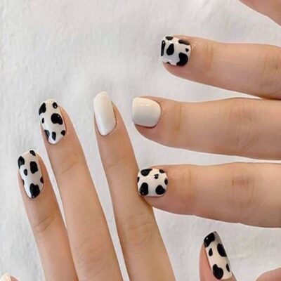 طراحی ناخن زمستانی دخترانه