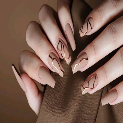 طراحی و دیزاین ناخن چیست و چرا محبوب است؟